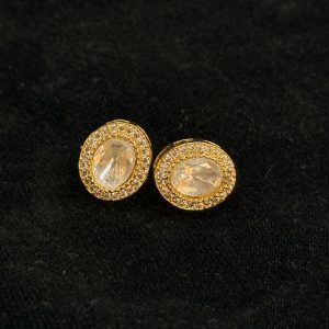 LJ4777-WHITE MOZONITE STUDS