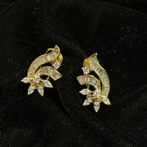 LJ5388-White diamonds hoop earrings