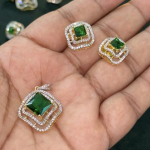 LJ01055-Green pendent with earrings