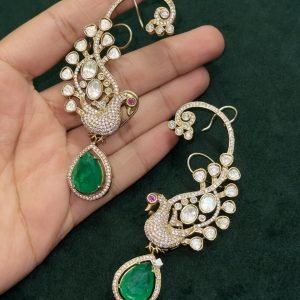 LJ01075-Mossonite Earcuff