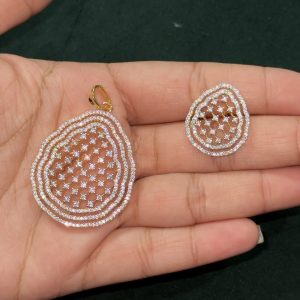 LJ1199-DIAMOND LOOK PENDENT SET