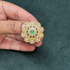 LJ1234-JADAUKUNADAN GREEN FLOWER PENDENT