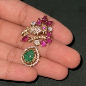 LJ1251-Victorian green with ruby pendant