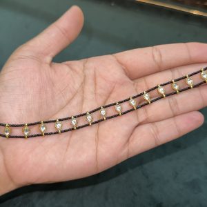 LJ1261-JADAUKUNDAN BLACKBEADS CHOKER