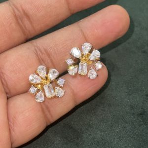 LJ1265-SWAROVSKI CRYSTAL EARSTUDS WITH SCREW BACK