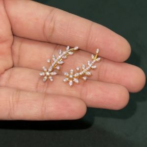 LJ1283-CZ Flower EarCuffs