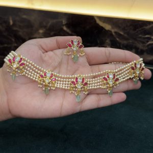 LJ1298- JADAUKUNDAN SWAROVSKI PEARL CHOKER WITH SCREWBACK EARRINGS