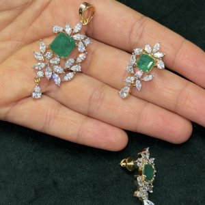 LJ1305-Emerald Green pendant with earrings