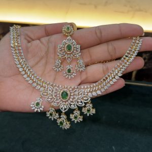 LJ1391-EMERALD DIAMOND REPLICA  NECKSET