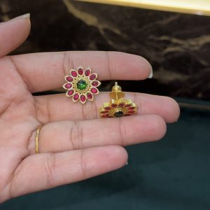 LJ1362-JADAUKUNDAN FLOWER STUDS WITH SCREWBACK