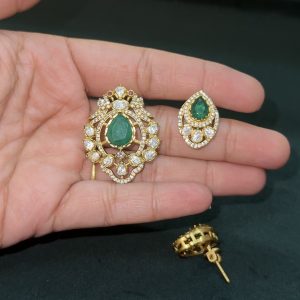LJ1375-VICTORIAN MOSSONITE GREEN PENDANT WITH SCREWBACK EARRINGS