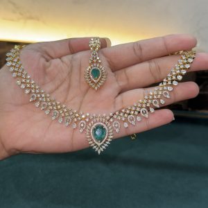 LJ1569-AD GREEN NECKSET WITH EARRINGS